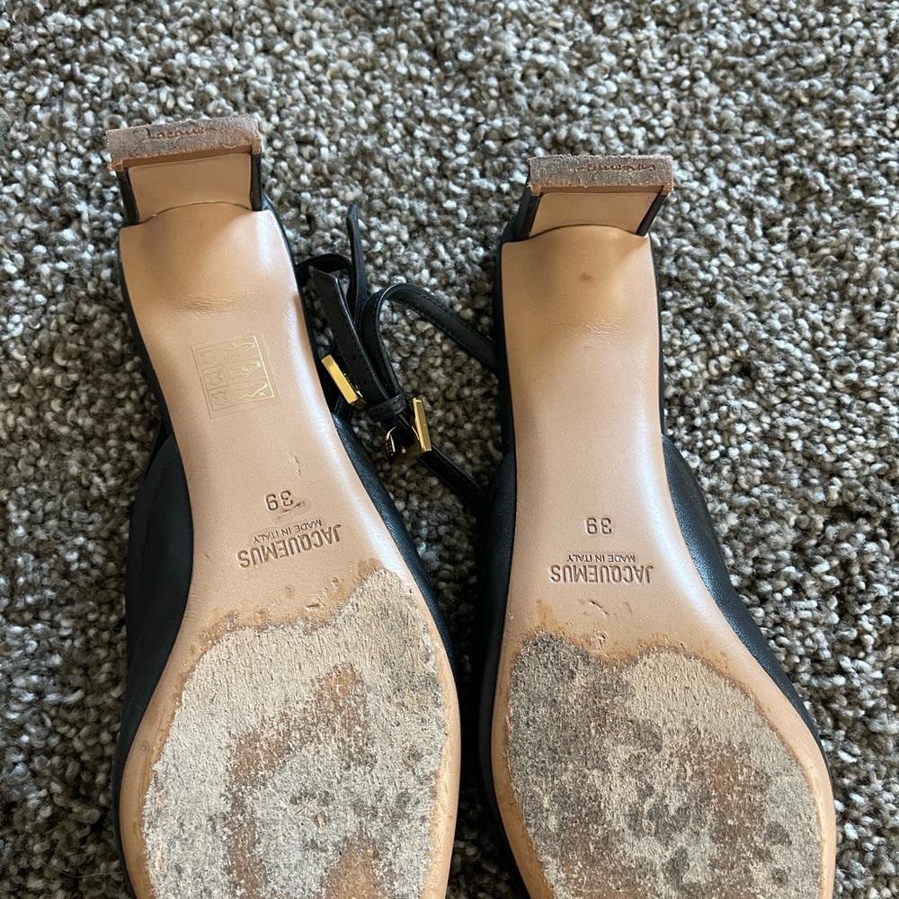 JACQUEMUS CIRCLE SQUARE KITTEN HEELS - Picture 3 of 5